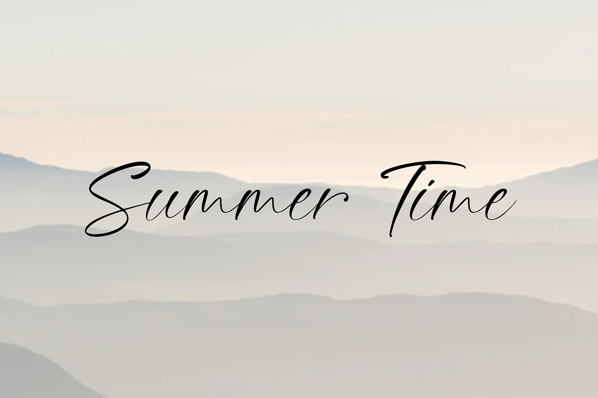 Ruttany- Modern Script Font preview 4