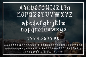 Maximilian - A Whimsical Serif Font