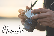 Stories House | Script Font, a Handwritten Font by Scratchones (Thumbnail 5 of 8)