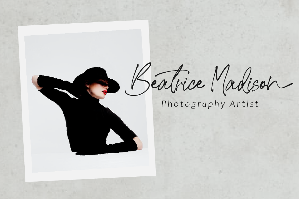 Signature United, a Script Font by AMINMARIO (Photo 2 of 8)