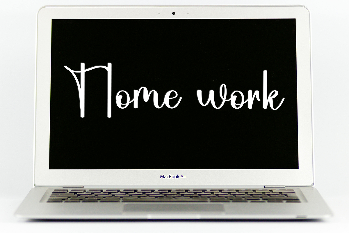 Midnight, a Handwritten Font by InermediaSTUDIO (Photo 8 of 8)