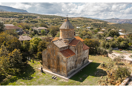 Ertatsminda Saint Estate Church