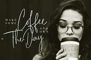 Besties Matthew Signature Wedding, a Script Font by Creatype Studio (Thumbnail 7 of 11)
