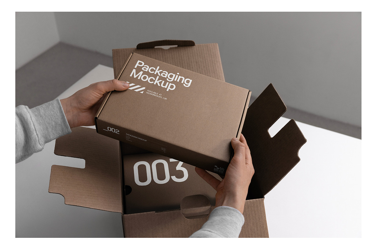 Packaging Unboxing Mockup, a Packaging Mockup by HAZARD MOCKUPS (Photo 7 of 9)