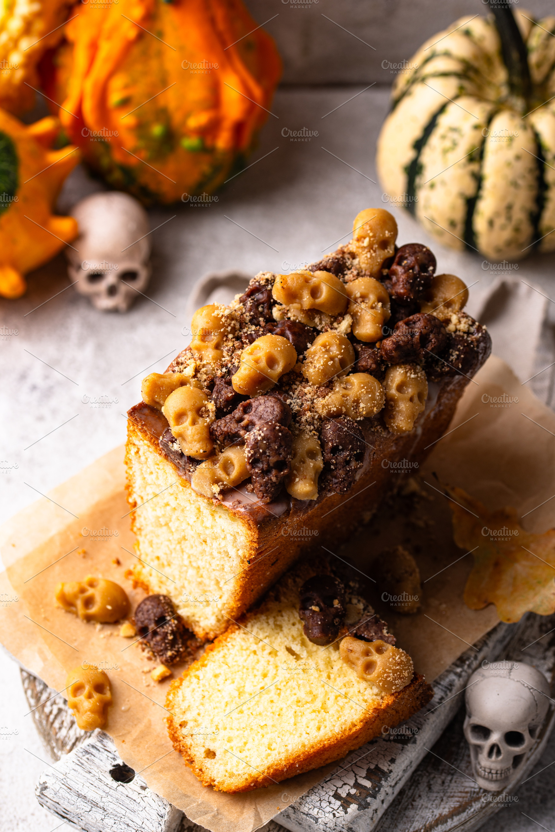 Halloween cake decorated with skull, a Food & Drink Photo by Yulia Furman