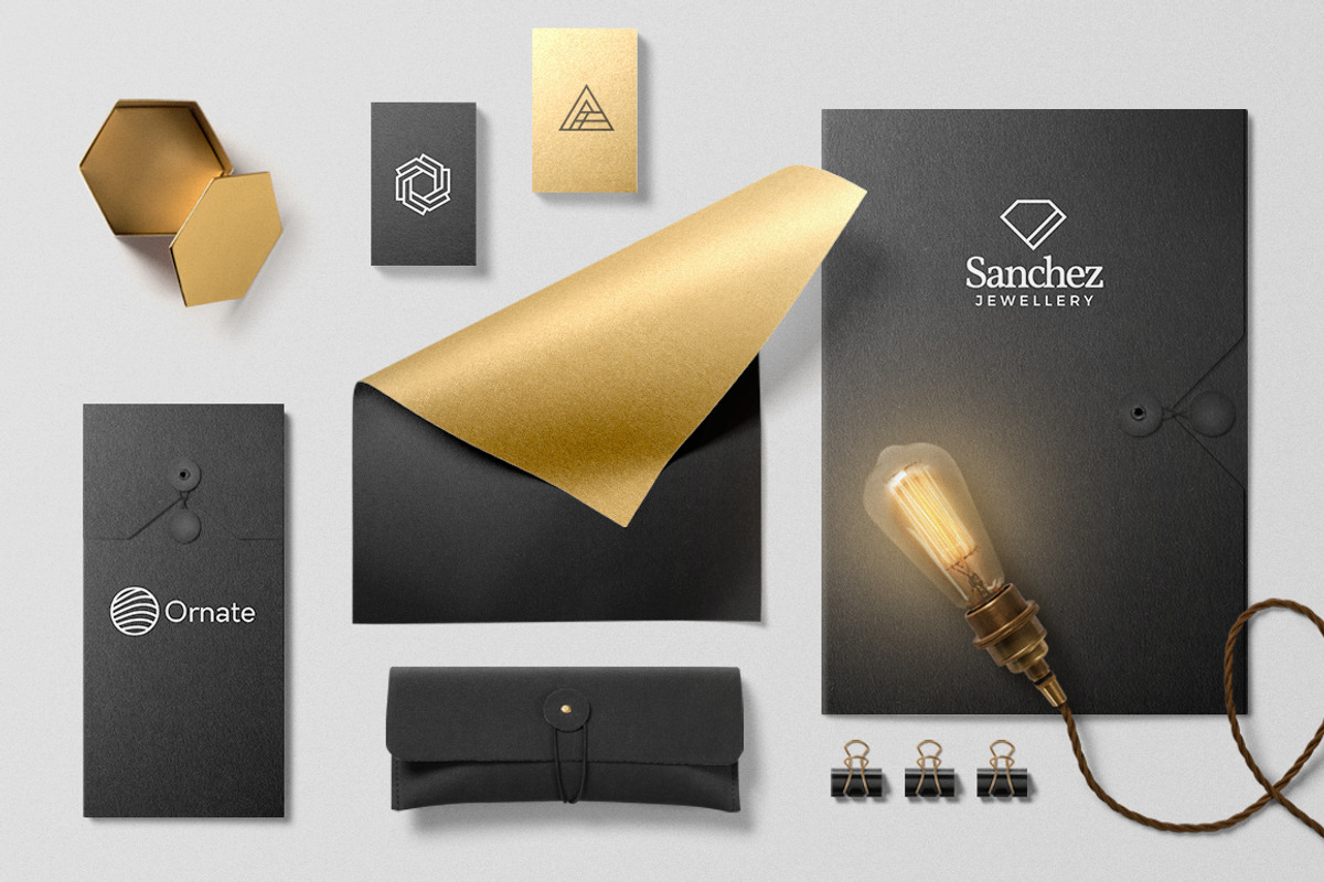 Geometric Logos - volume 02, a Branding & Logo Template by Davide Bassu (Photo 7 of 7)