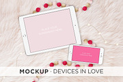 Mockup · Devices in Love, an iPhone Mockup by tomodachi studio (Thumbnail 1 of 4)