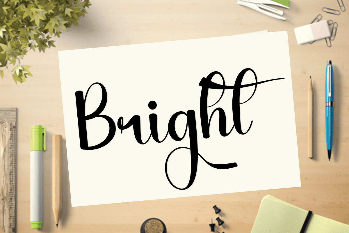 Vintage, a Handwritten Font by InermediaSTUDIO (Photo 4 of 8)