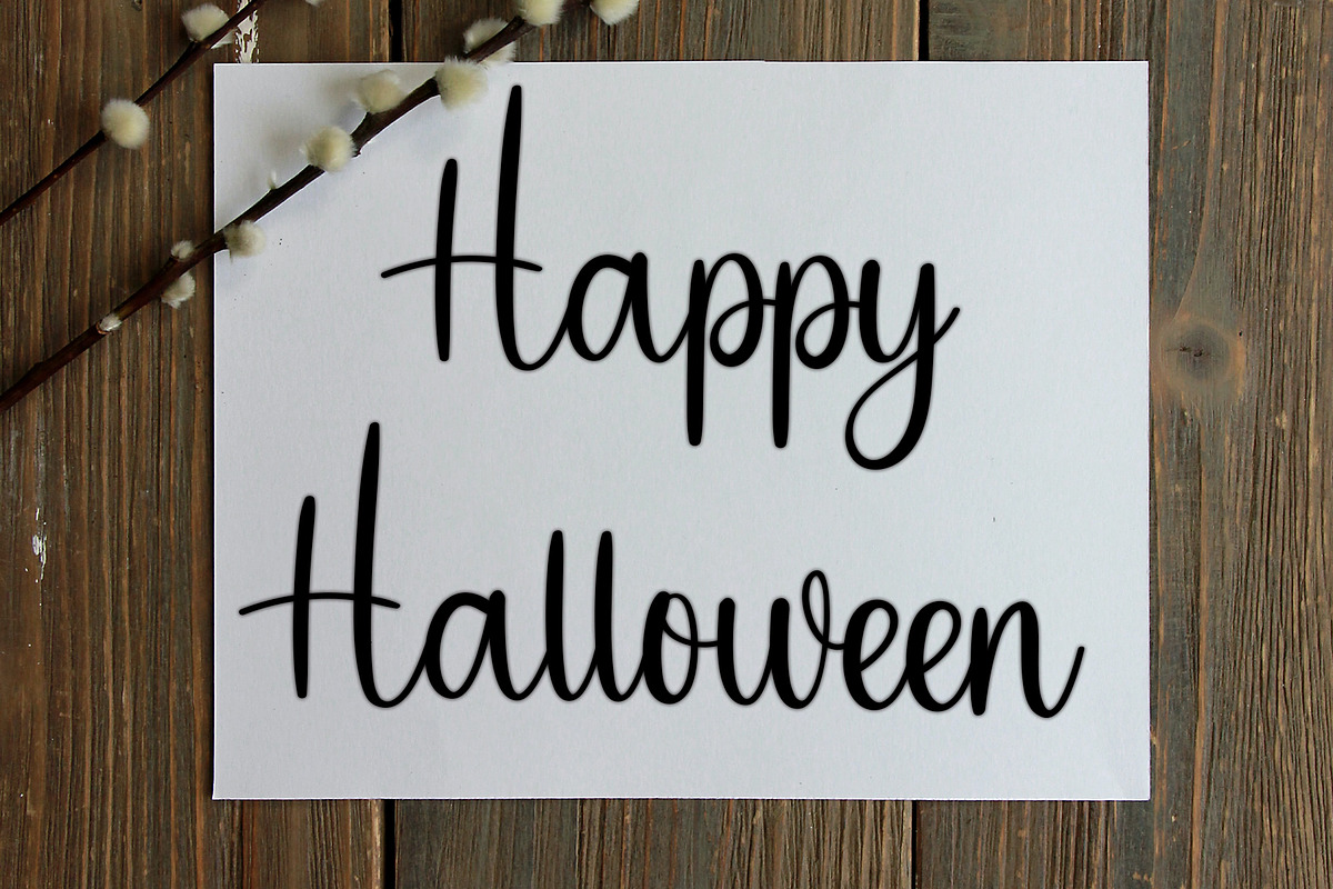 Spooky Halloween, a Handwritten Font by InermediaSTUDIO (Photo 5 of 6)