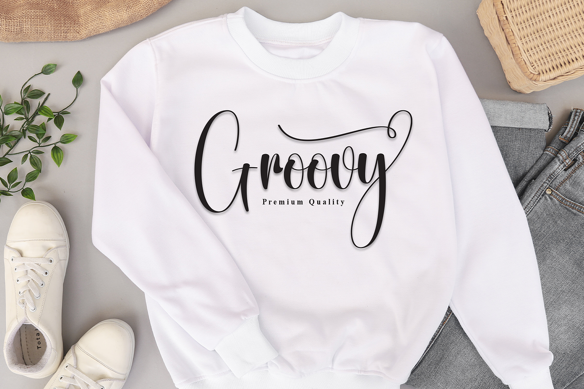 Hey Beauty | Script Font, a Handwritten Font by Scratchones (Photo 5 of 9)
