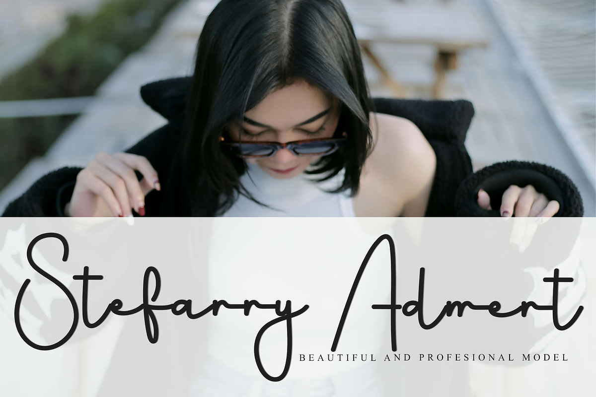 Saturday Delight, a Handwritten Font by FreshTypeINK (Photo 4 of 8)