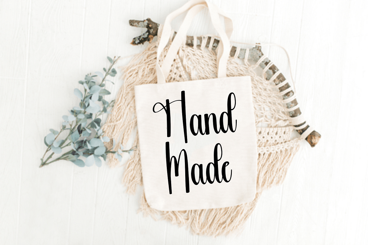 Hearting Mommy, a Handwritten Font by FreshTypeINK (Photo 3 of 8)