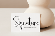 Voicenote | Script Font, a Handwritten Font by Scratchones (Thumbnail 5 of 9)