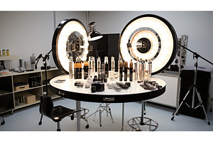 shadows ring light studio ai, a Technology Photo by pikepicture