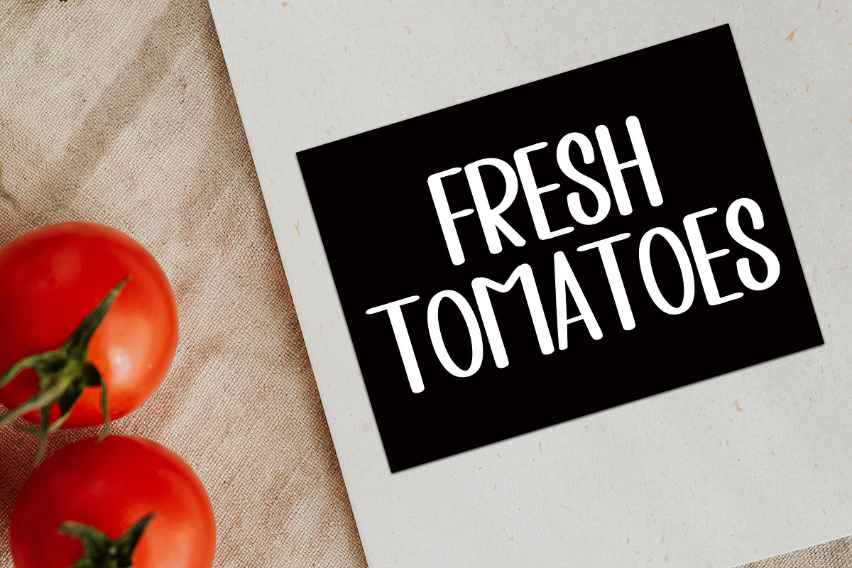 Folowing, a Handwritten Font by InermediaSTUDIO (Photo 2 of 8)