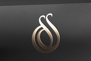 Logo Mockup