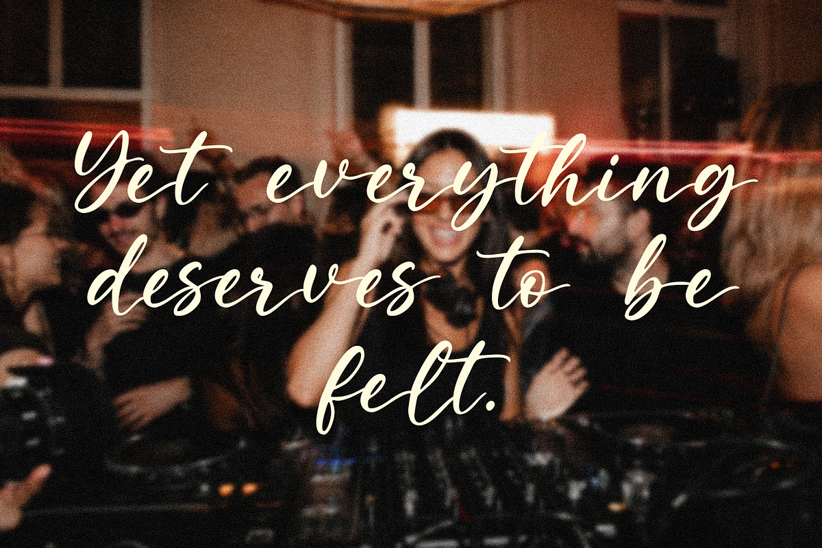 Bellorie | Modern Handwritten Font, a Handwritten Font by Typoraith Co (Photo 10 of 11)
