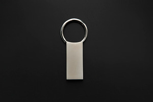 polished silver keychain ring front