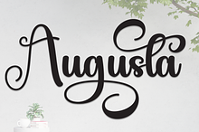 Augusta | Script Font