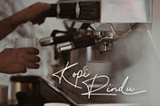 Renissa Signature Font, a Script Font by Rocket Template (Thumbnail 12 of 14)
