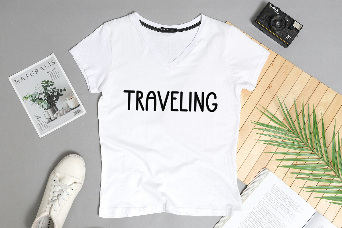 Creative Script, a Sans Serif Font by InermediaSTUDIO (Photo 8 of 8)