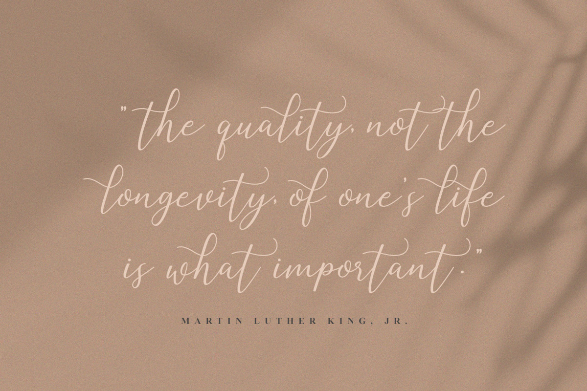 Estelle Lovely Script, a Script Font by Heinzel Std (Photo 9 of 13)
