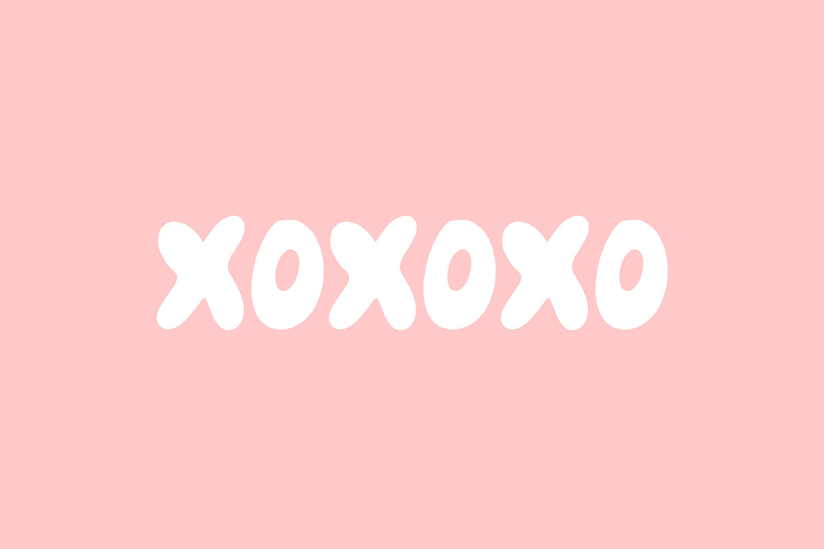 Plump - Round Thick Playful Font, a Font by Forth and Wild (Photo 8 of 8)