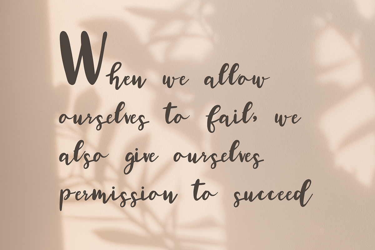 Amalia, a Handwritten Font by nongnuchpolyiam1 (Photo 6 of 8)