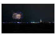 New York City Fireworks Photo Bundle, an Arts & Entertainment Photo by Full Circle Design Studio (Thumbnail 9 of 14)