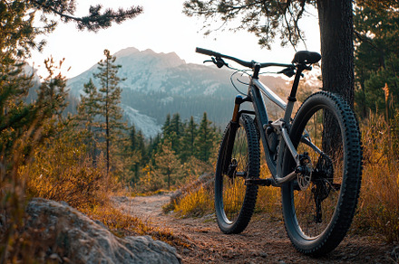 Enjoying a smooth mountain biking ex, a Photo by Iftikhar Alam