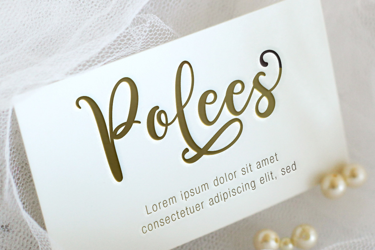 Solid Sircle, a Script Font by Alpha Bento (Photo 5 of 7)