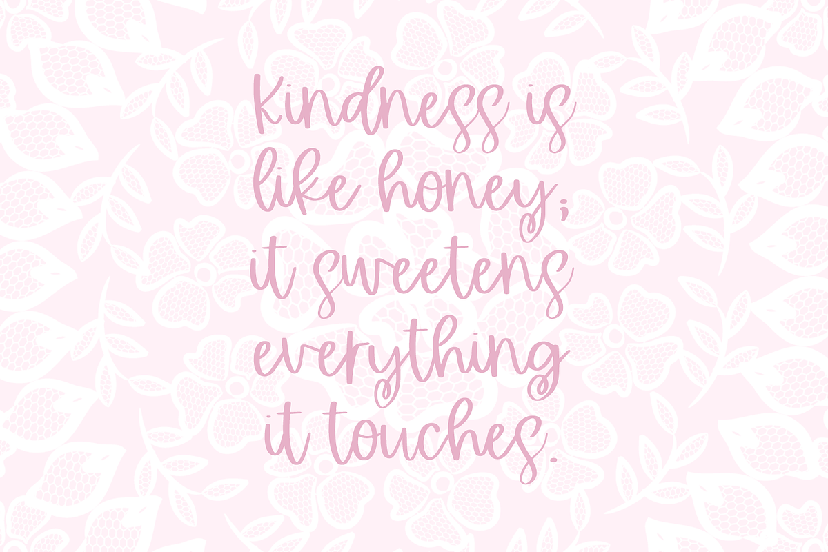 Honeylace Script Font, a Script Font by Beck McCormick (Photo 9 of 10)