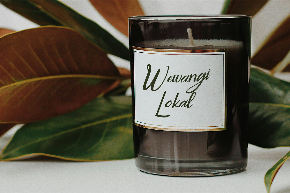 Golden Glamoura - Beauty Handwritten, a Handwritten Font by Indotype Foundry (Photo 9 of 10)