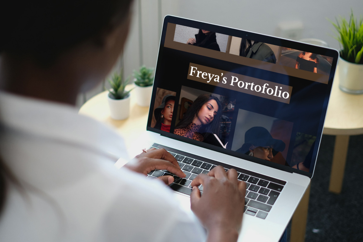 Freya - Model Portfolio Landing Page, a Landing Page Template by twinstd (Photo 5 of 5)