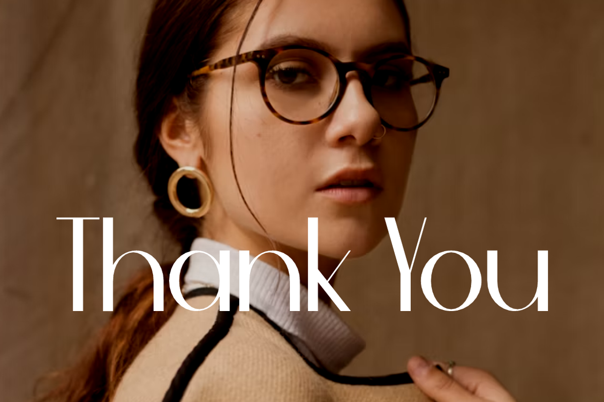 Safyoge - Modern Stylish Font, a Sans Serif Font by Iqsiart Studio (Photo 12 of 12)