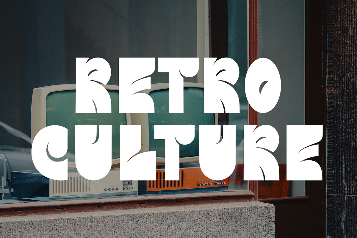 Futtalo Retro Display Font, a Sans Serif Font by Maulana Creative (Photo 2 of 8)