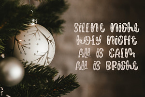 Happy Hollydays, Christmas Font