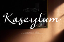 Kaseylum Script Font