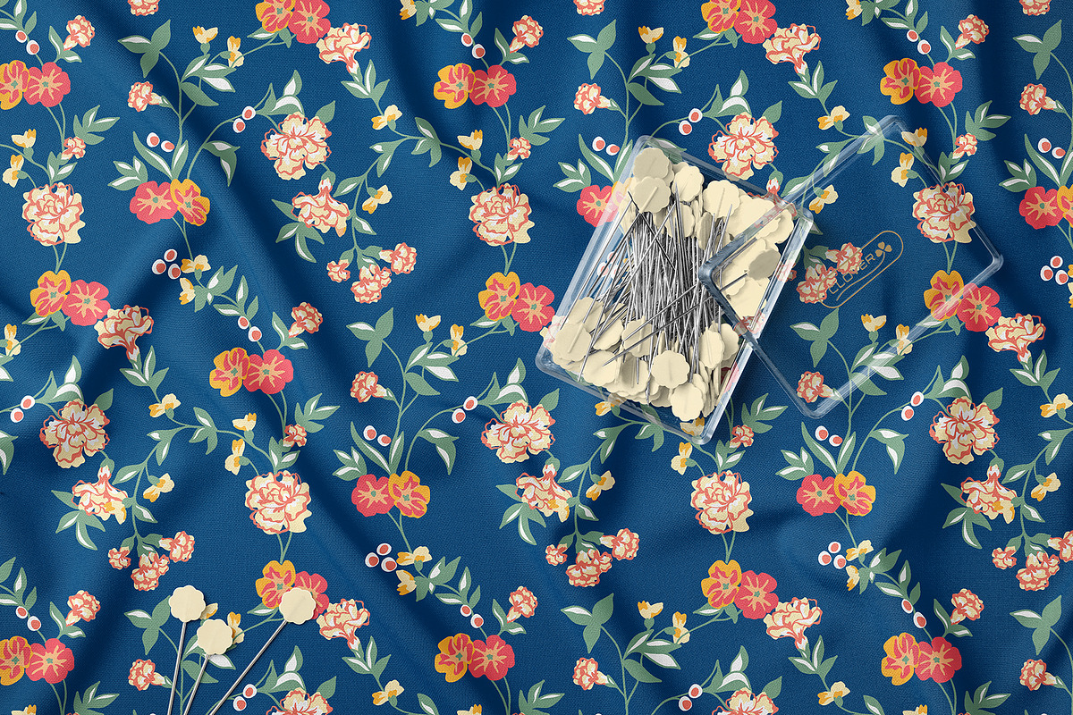 Summer Floral Seamless Pattern, a Pattern Graphic by StudioGlouna (Photo 3 of 9)