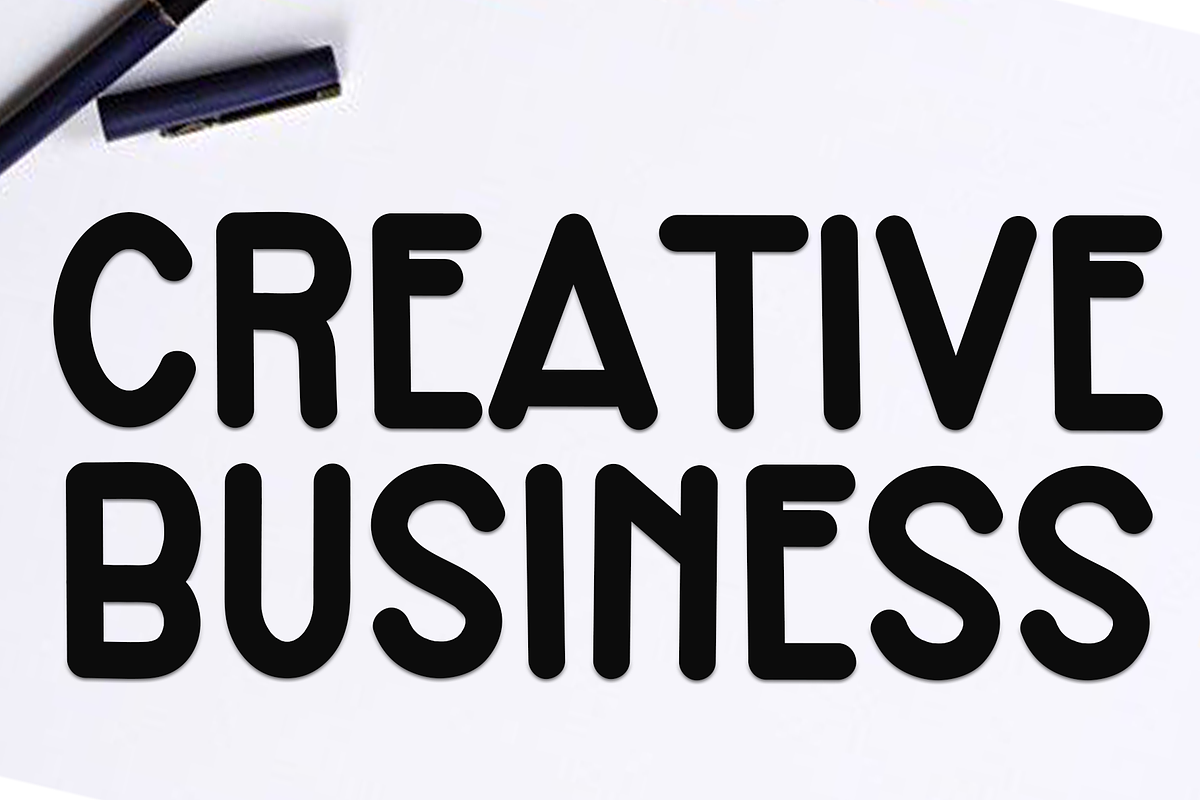 Holiday Valentine, a Sans Serif Font by InermediaSTUDIO (Photo 5 of 7)