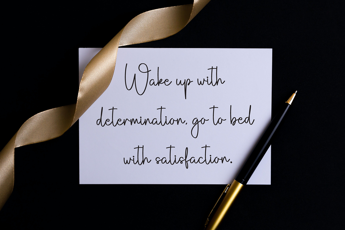 Giovany Signature | Script Font, a Handwritten Font by Scratchones (Photo 4 of 8)