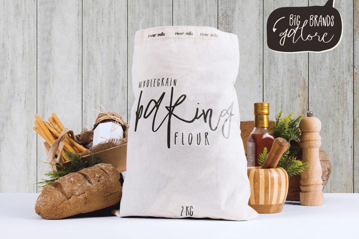 Listless Font Typeface preview 6