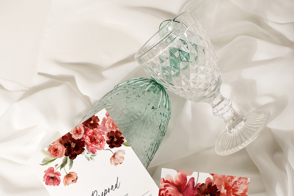 FLORAL WINTER BOX Watercolor Bundle, a Seasonal Illustration by Muse Artist (Photo 67 of 95)