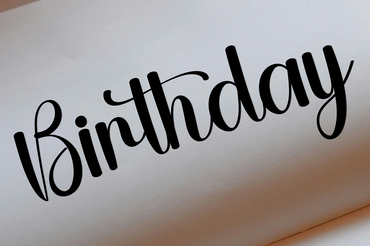 Station, a Handwritten Font by InermediaSTUDIO (Photo 4 of 8)