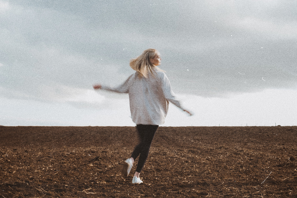 ANTITRA overlays + color presets, a Texture Graphic by VitalexStudio (Photo 10 of 10)