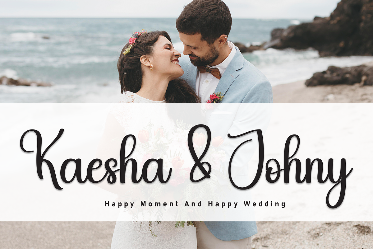 Vintage | Script Font, a Handwritten Font by Scratchones (Photo 2 of 8)