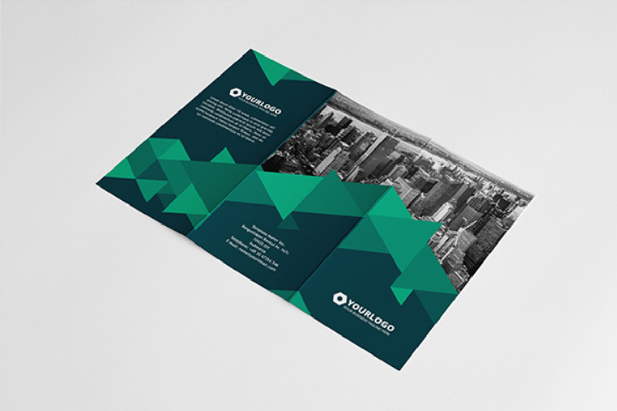 Green Corporate Brochure, a Brochure Template by assaiv (Photo 5 of 5)