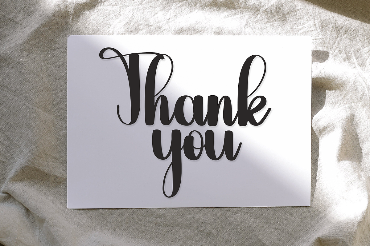 Mama, a Handwritten Font by InermediaSTUDIO (Photo 6 of 7)