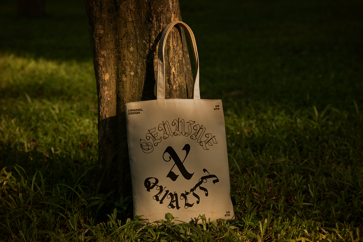 Kejddart | Blackletter Typeface, a Blackletter Font by Denustudios (Photo 3 of 12)
