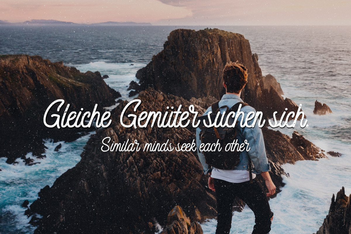 Calligo Monoline Font preview 4